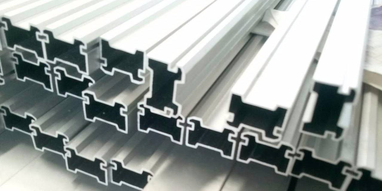 工业铝型材表面白斑形成的原因