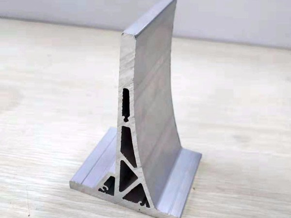 三角形铝型材支撑件